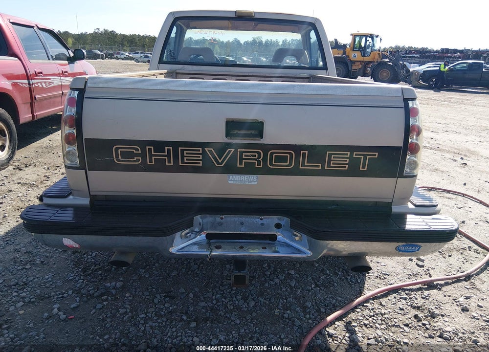 1992 CHEVROLET GMT-400 C1500 VIN: 1GCDC14K3NZ175601