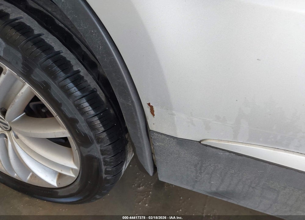 2012 VOLKSWAGEN TIGUAN SE VIN: WVGBV7AX0CW553405
