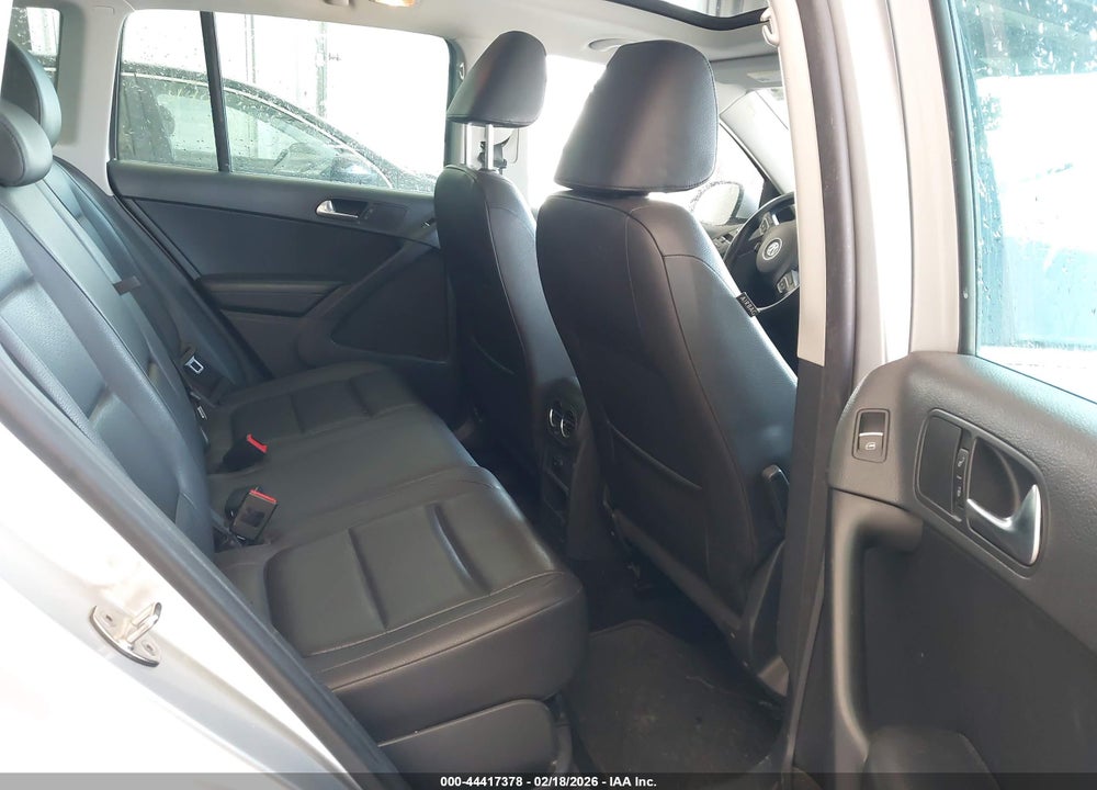 2012 VOLKSWAGEN TIGUAN SE VIN: WVGBV7AX0CW553405