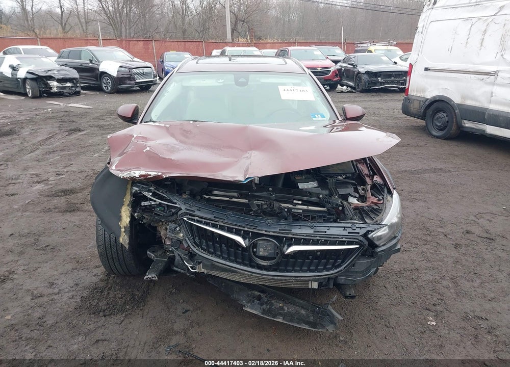 2018 BUICK REGAL TOURX ESSENCE VIN: W04GV8SX4J1084287