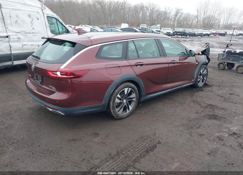 2018 BUICK REGAL TOURX ESSENCE VIN: W04GV8SX4J1084287
