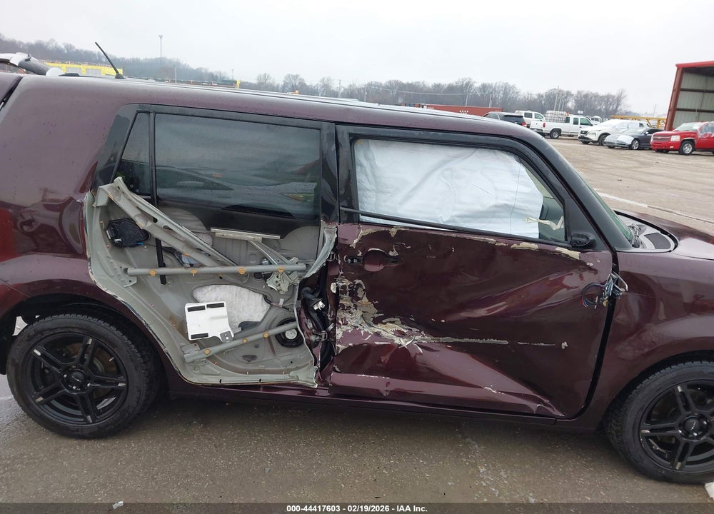 2008 SCION XB VIN: JTLKE50E581039051