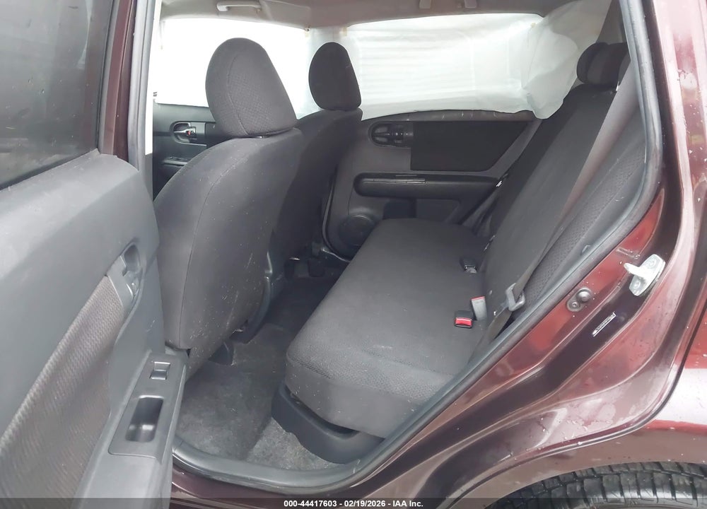 2008 SCION XB VIN: JTLKE50E581039051