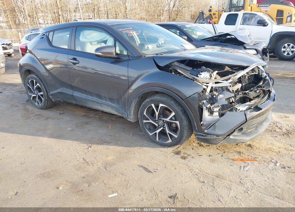 2019 TOYOTA C-HR XLE VIN: NMTKHMBX1KR086243
