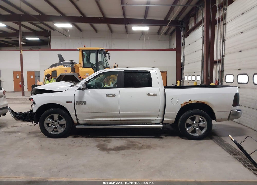 2013 RAM 1500 SLT VIN: 1C6RR7LT3DS634738