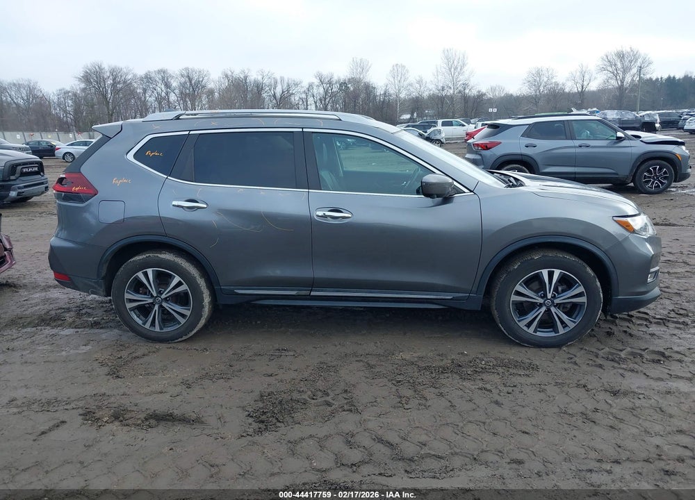 2018 NISSAN ROGUE SL VIN: 5N1AT2MV0JC729169