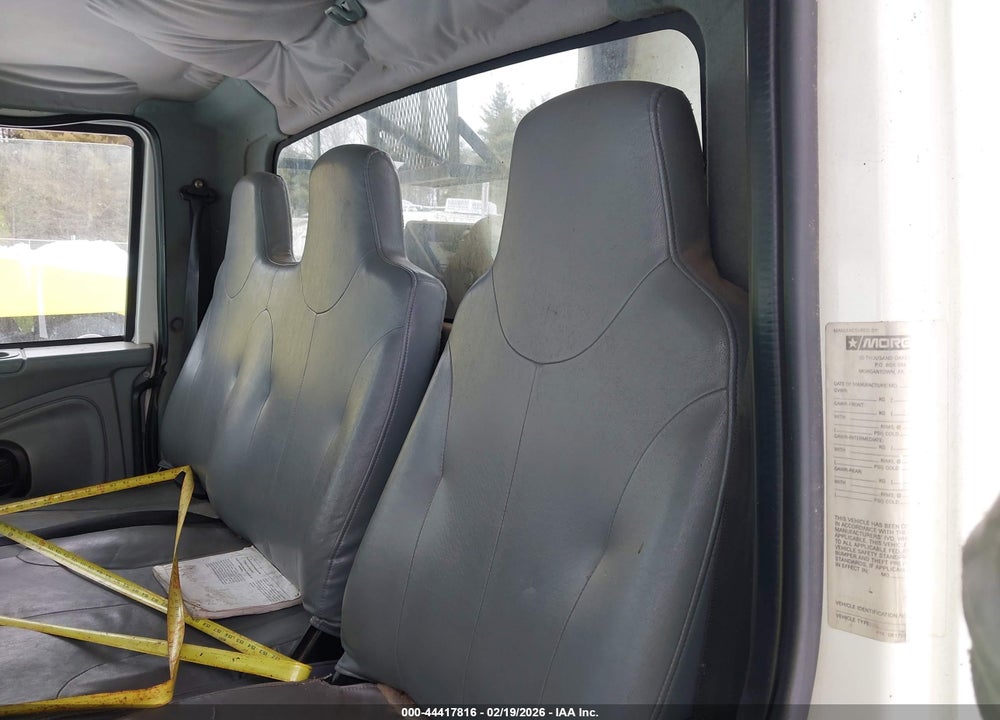 2005 INTERNATIONAL 4000 4300 VIN: 1HTMMAAM65H108597