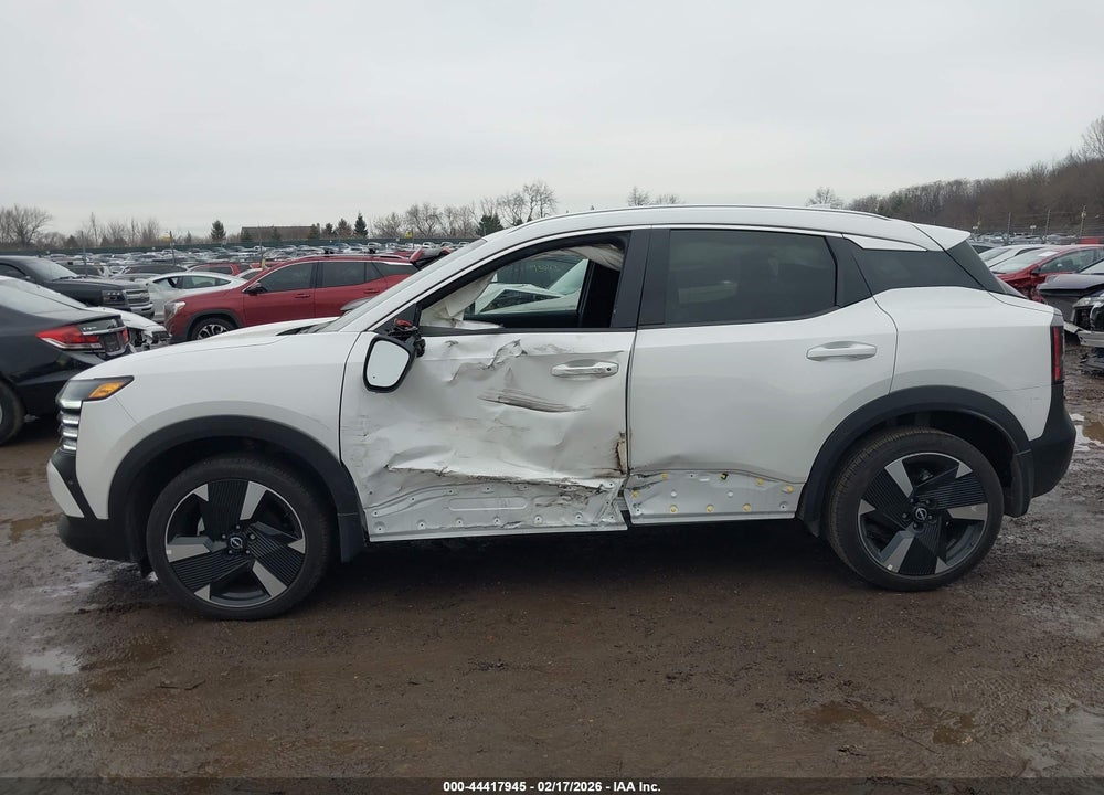 2025 NISSAN KICKS SR FWD VIN: 3N8AP6DC1SL308490