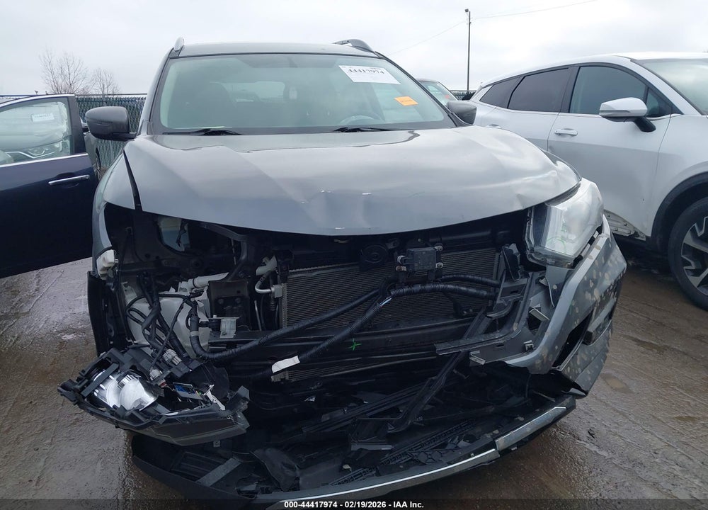2018 NISSAN ROGUE SV VIN: 5N1AT2MV5JC829994
