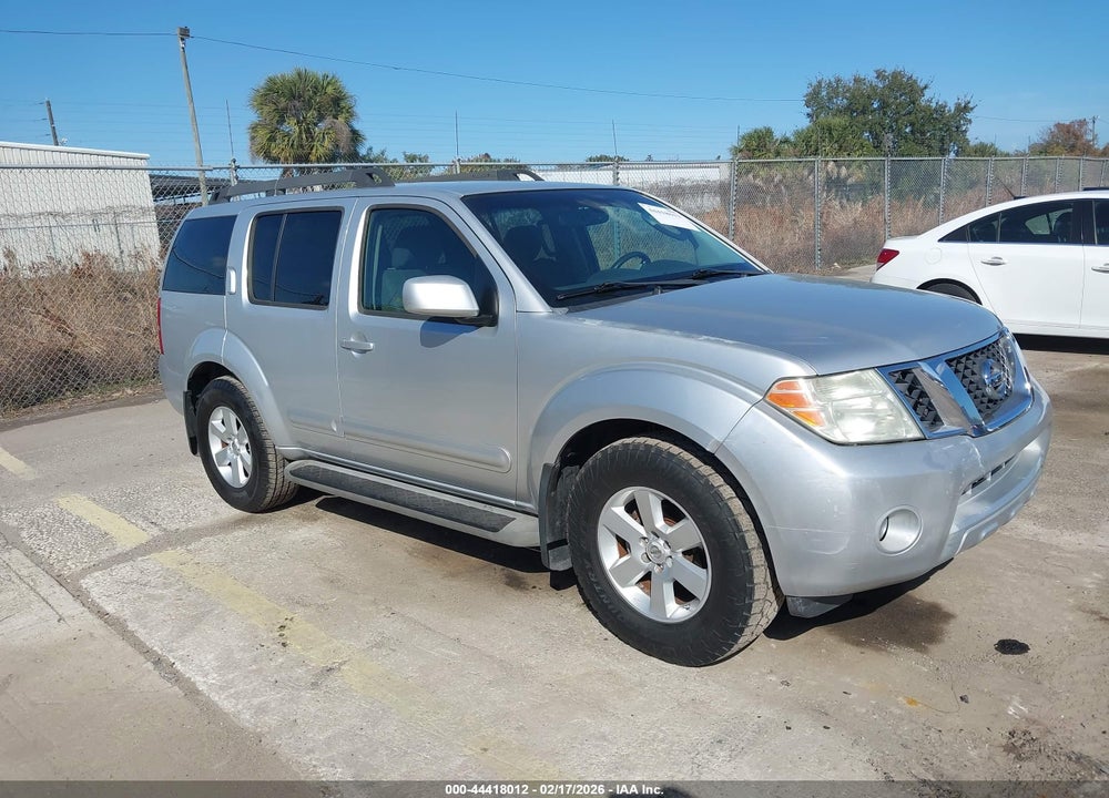 2011 NISSAN PATHFINDER SV VIN: 5N1AR1NN3BC601209