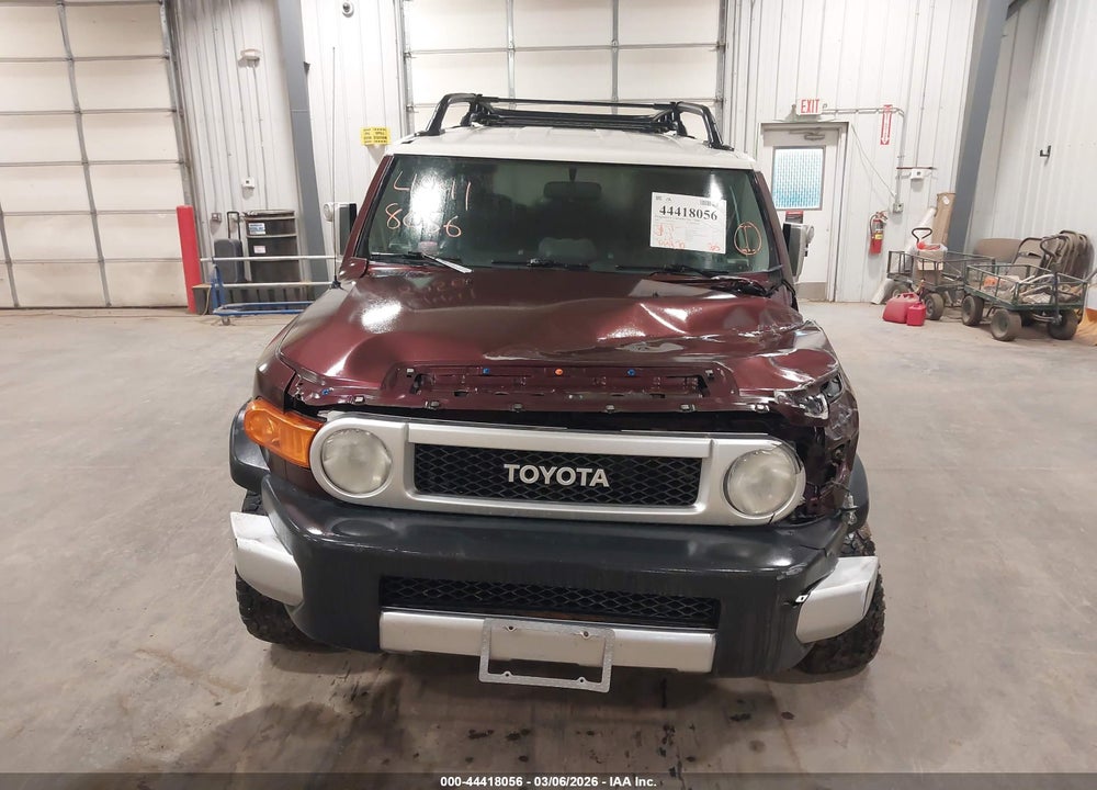 2007 TOYOTA FJ CRUISER VIN: JTEBU11F770023724