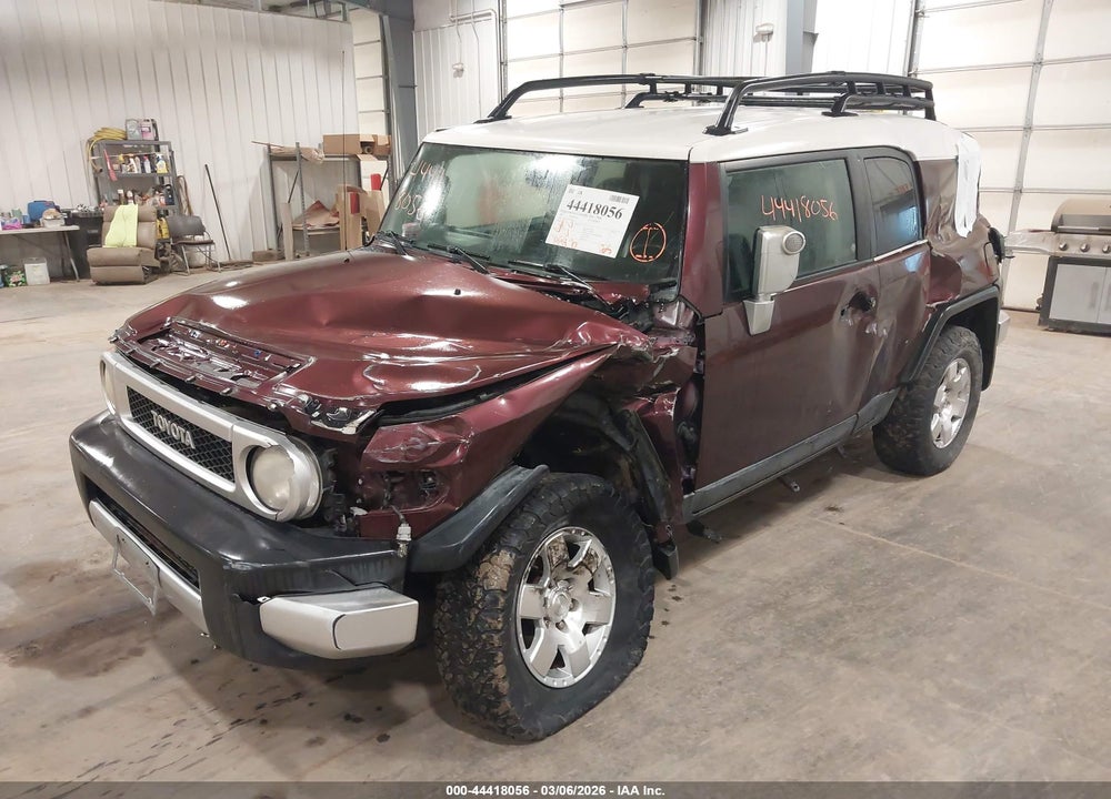 2007 TOYOTA FJ CRUISER VIN: JTEBU11F770023724