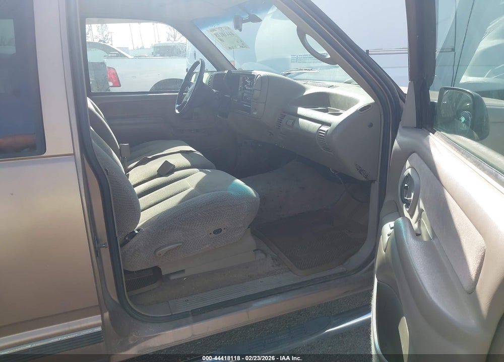 1996 GMC SIERRA C2500 VIN: 1GTGC29J6TE527030