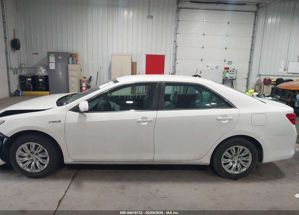 2014 TOYOTA CAMRY HYBRID LE VIN: 4T1BD1FK0EU121778
