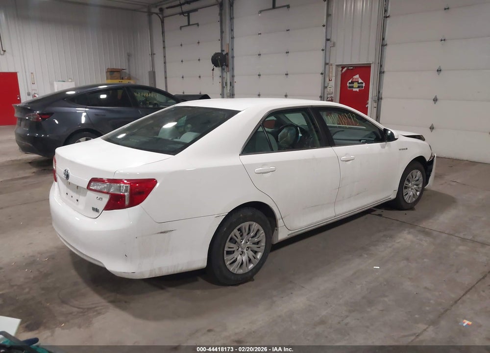 2014 TOYOTA CAMRY HYBRID LE VIN: 4T1BD1FK0EU121778