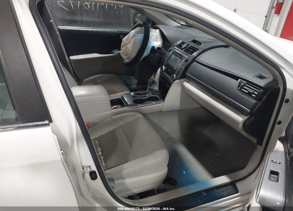 2014 TOYOTA CAMRY HYBRID LE VIN: 4T1BD1FK0EU121778