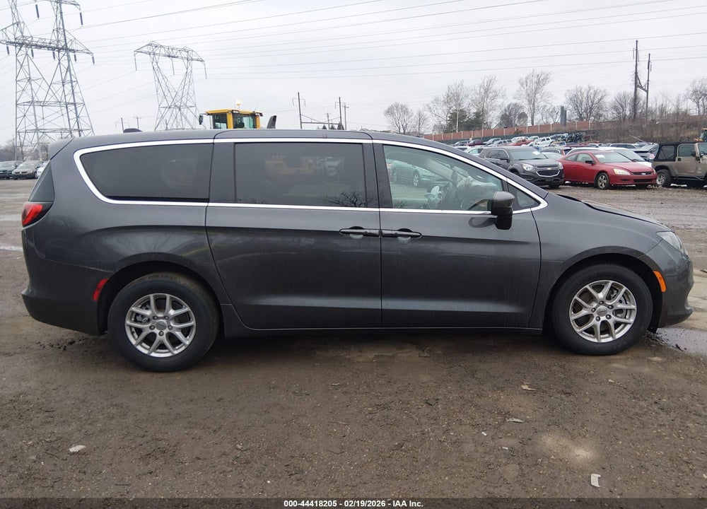 2022 CHRYSLER VOYAGER LX VIN: 2C4RC1CG4NR157203