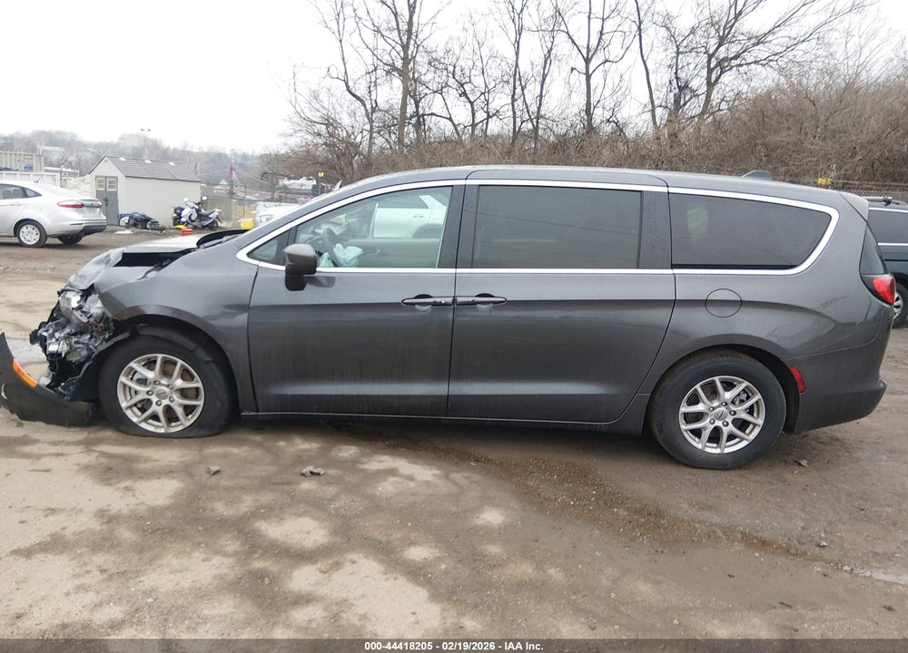 2022 CHRYSLER VOYAGER LX VIN: 2C4RC1CG4NR157203