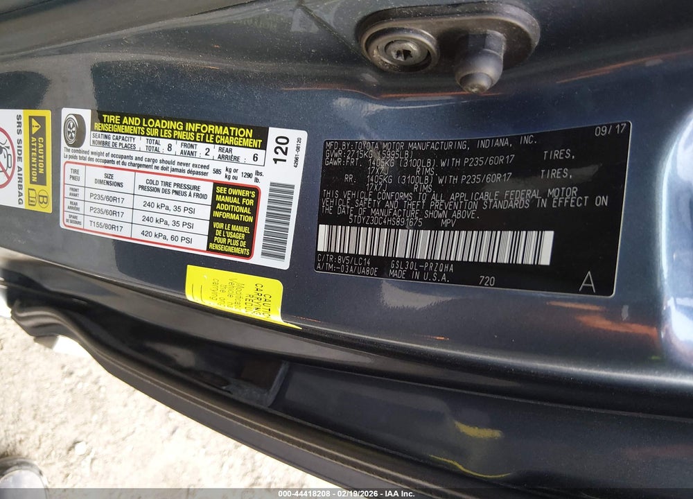 2017 TOYOTA SIENNA XLE 8 PASSENGER VIN: 5TDYZ3DC4HS891675