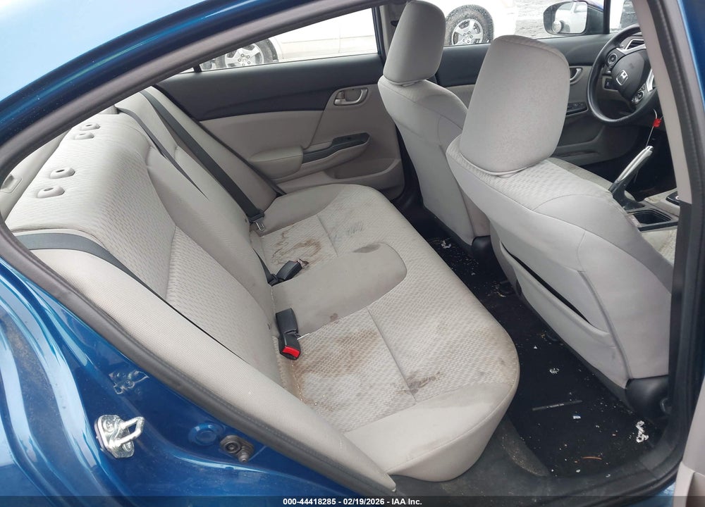 2015 HONDA CIVIC LX VIN: 19XFB2F52FE264033