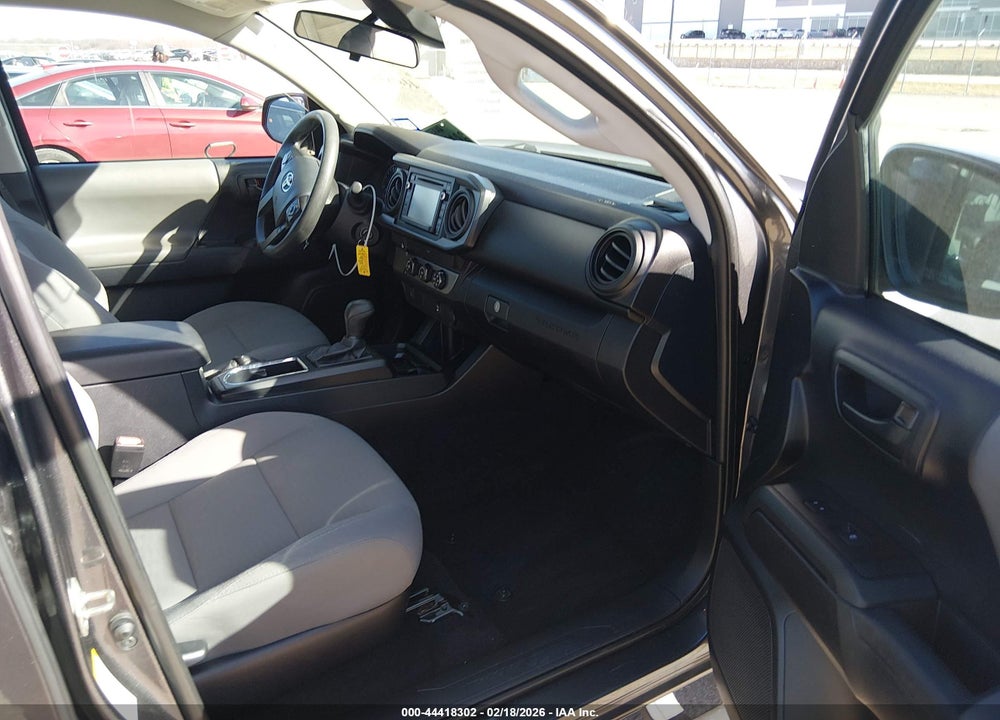 2019 TOYOTA TACOMA SR VIN: 5TFAX5GN1KX164222