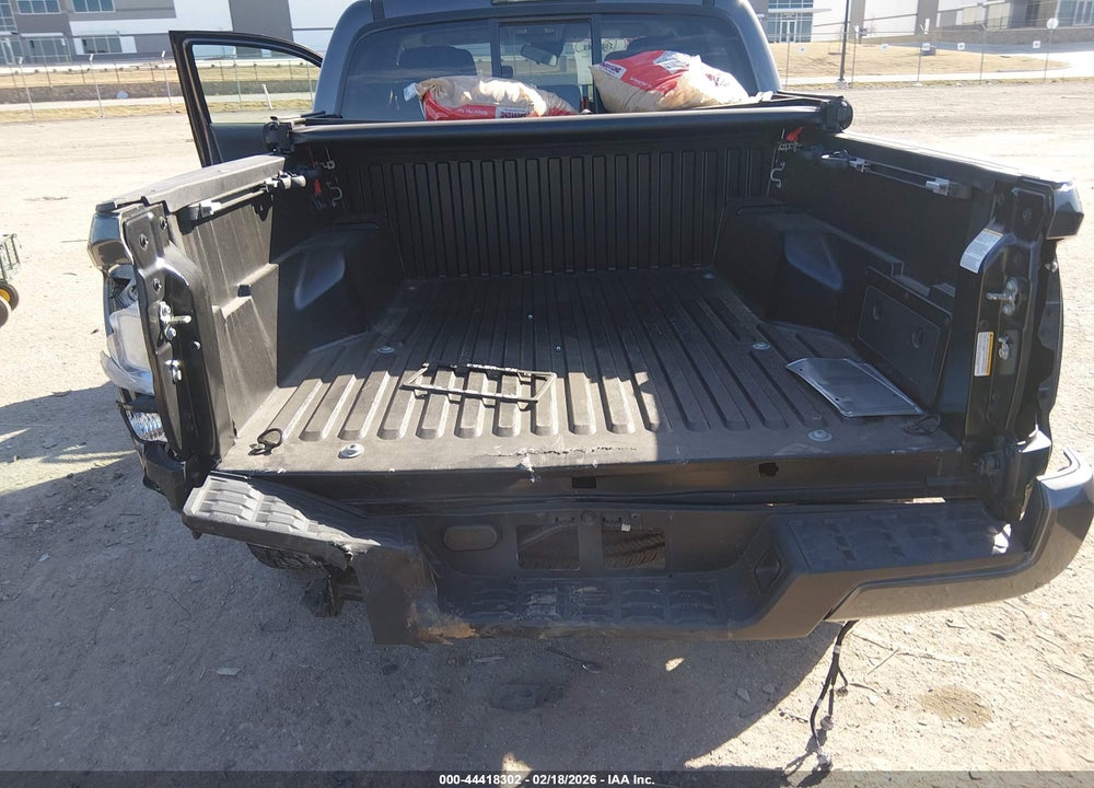 2019 TOYOTA TACOMA SR VIN: 5TFAX5GN1KX164222