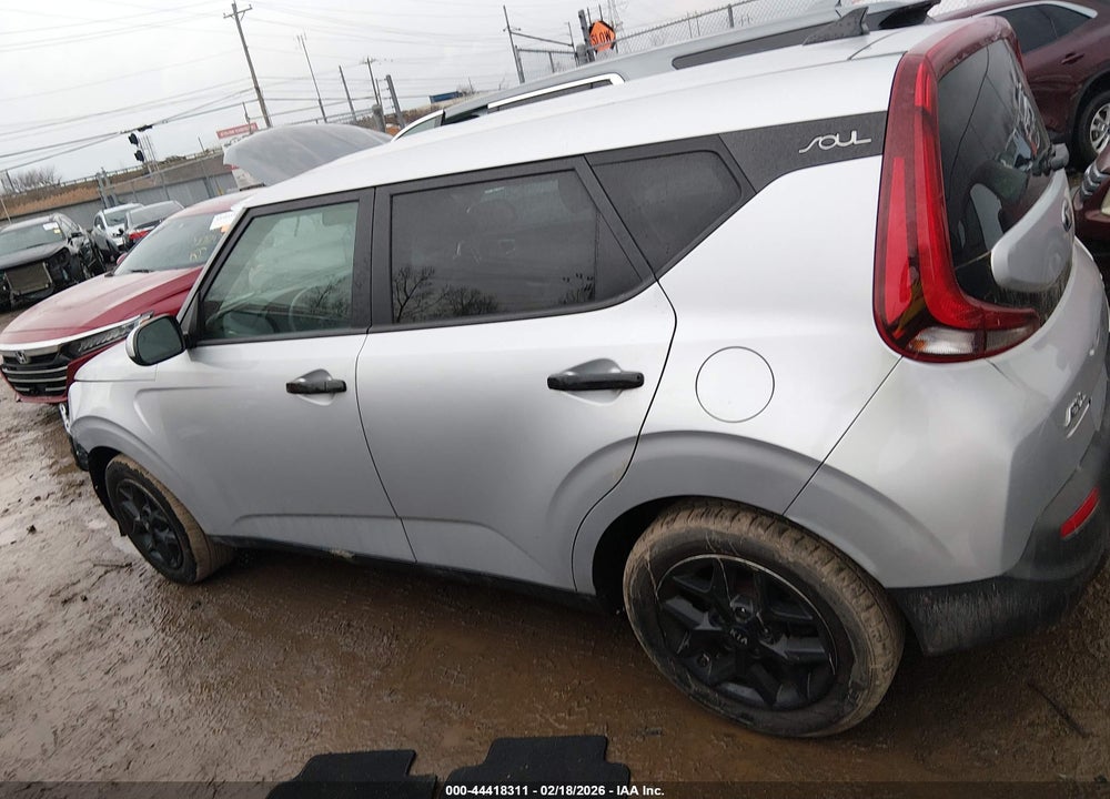 2020 KIA SOUL S VIN: KNDJ23AU2L7024104