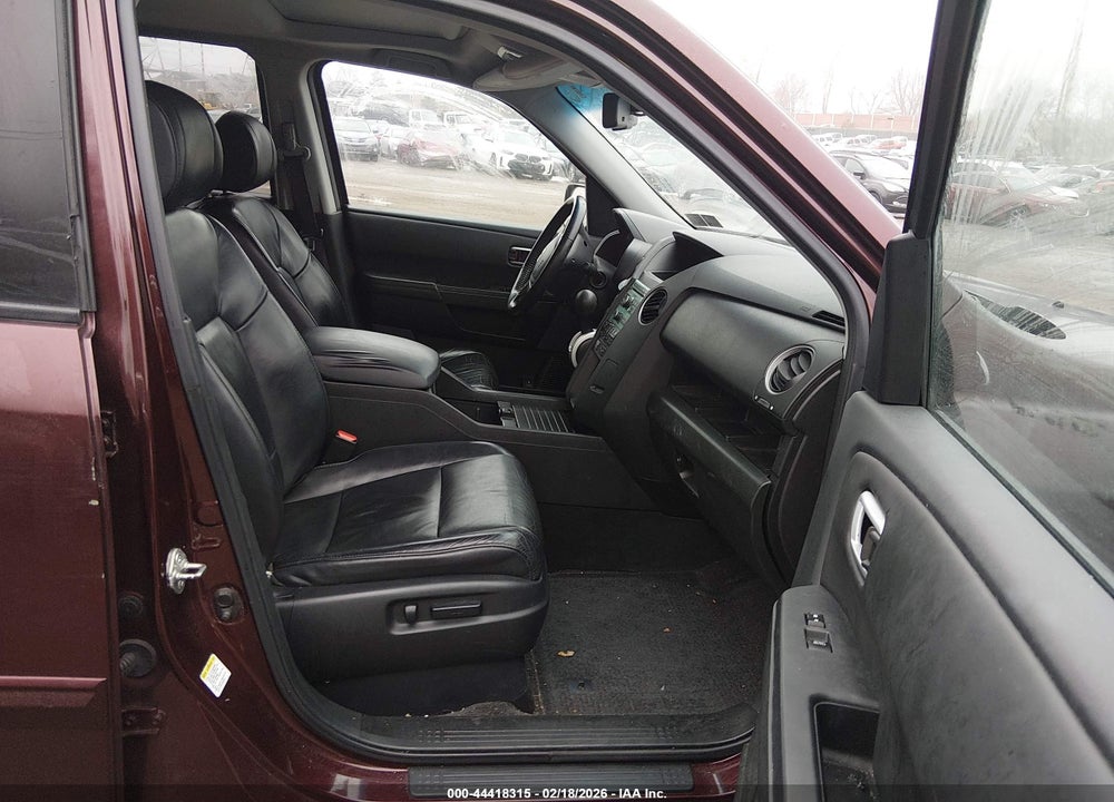 2011 HONDA PILOT EX-L VIN: 5FNYF4H5XBB062728