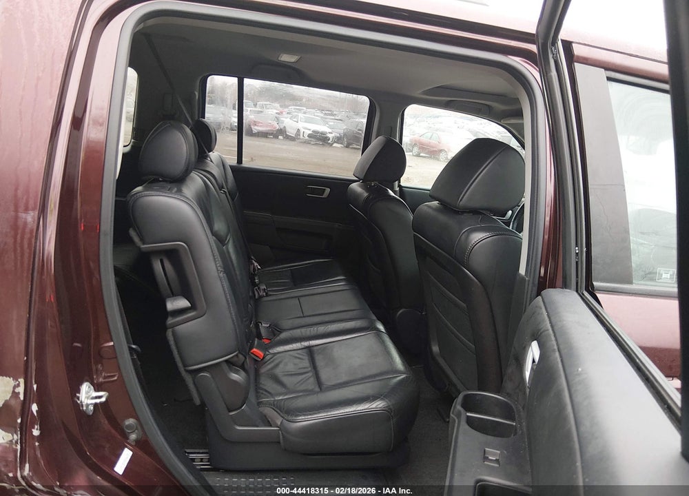 2011 HONDA PILOT EX-L VIN: 5FNYF4H5XBB062728