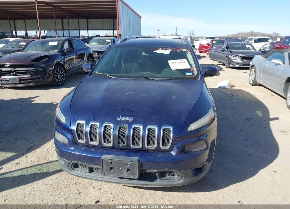 2016 JEEP CHEROKEE LATITUDE VIN: 1C4PJLCB8GW217829