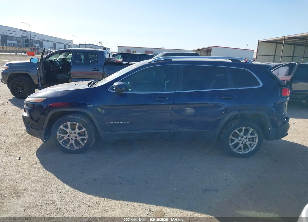 2016 JEEP CHEROKEE LATITUDE VIN: 1C4PJLCB8GW217829