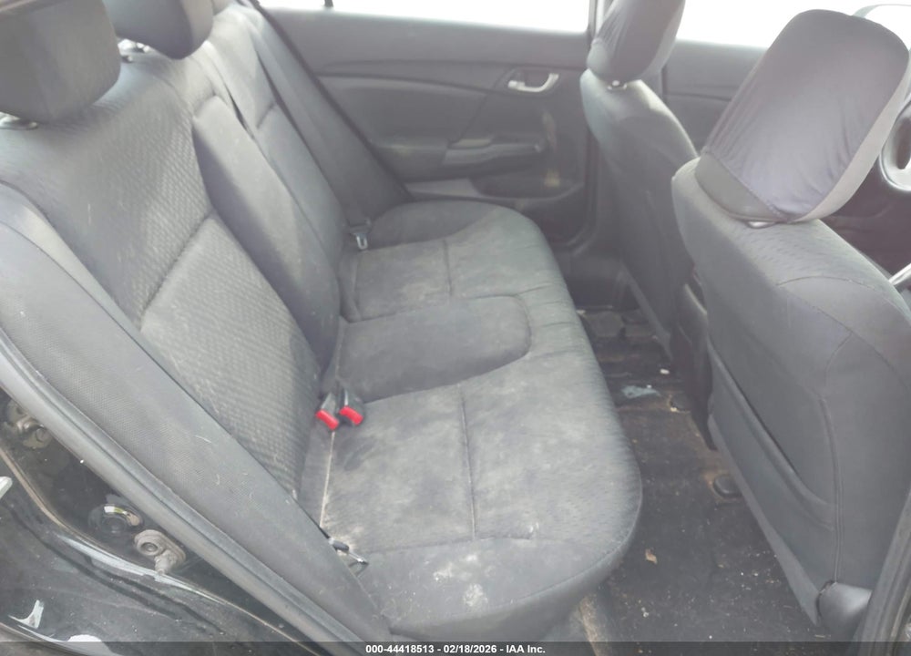 2015 HONDA CIVIC LX VIN: 19XFB2E52FE009349