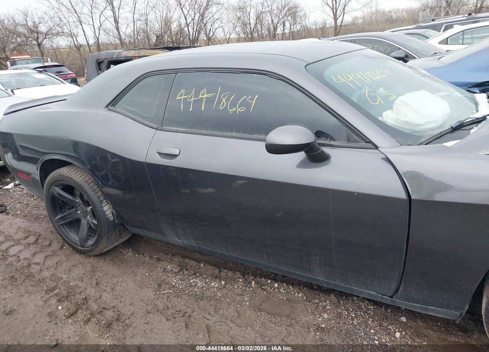 2018 DODGE CHALLENGER SXT VIN: 2C3CDZAG9JH271187