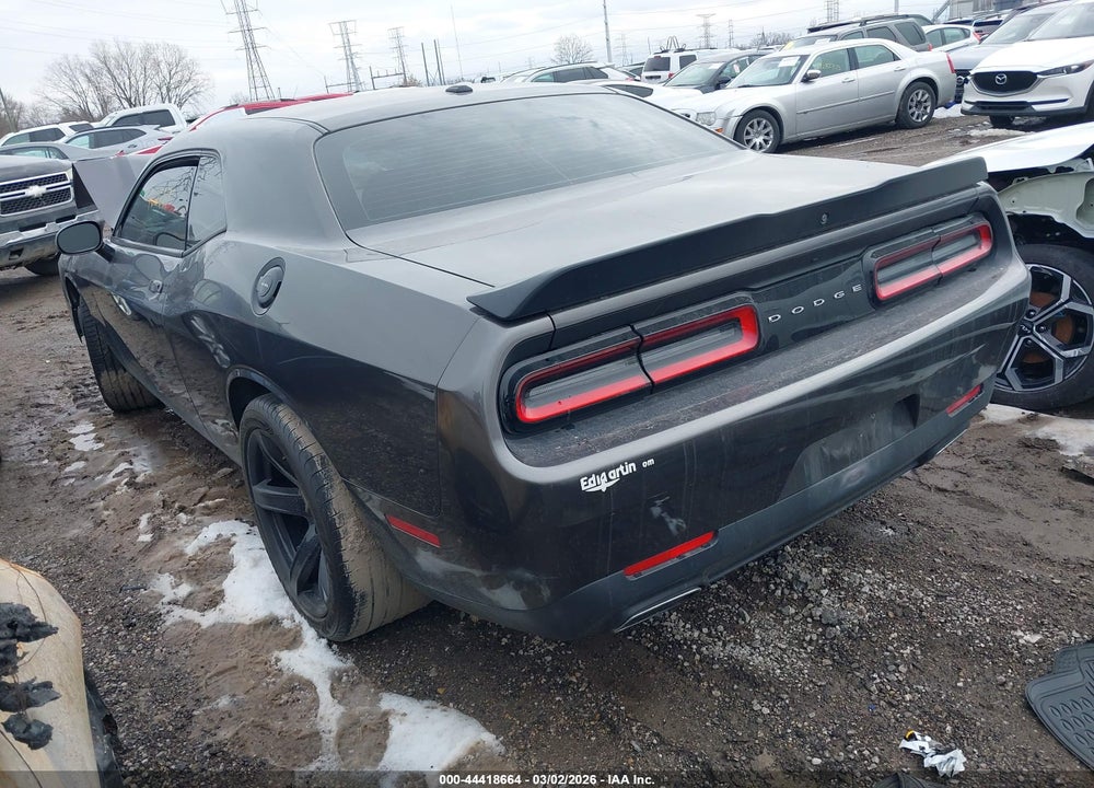 2018 DODGE CHALLENGER SXT VIN: 2C3CDZAG9JH271187