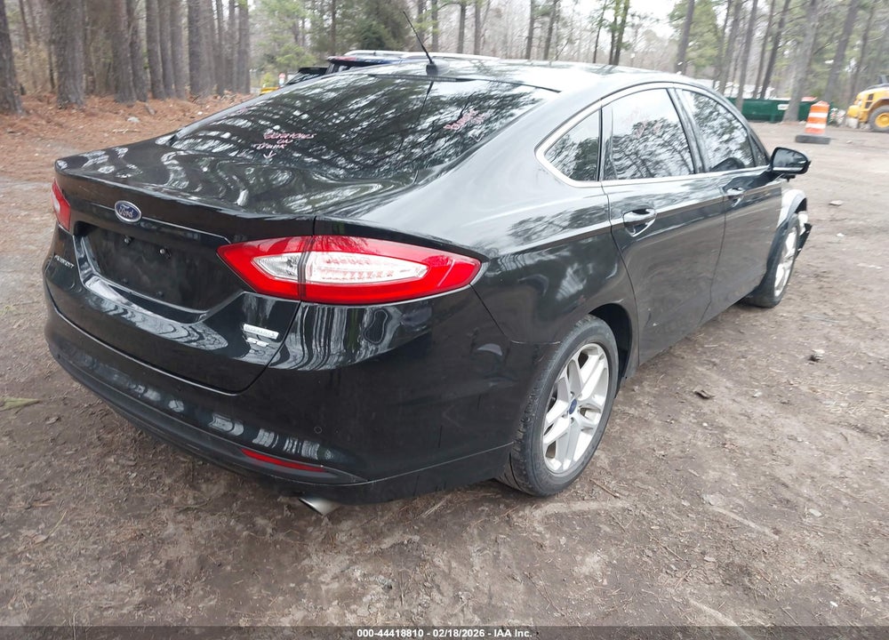 2015 FORD FUSION SE VIN: 1FA6P0HD0F5108200