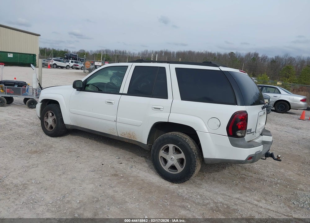 2005 CHEVROLET TRAILBLAZER LT VIN: 1GNDS13S452144328