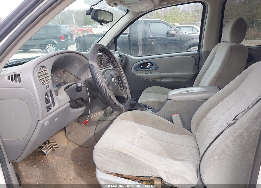 2005 CHEVROLET TRAILBLAZER LT VIN: 1GNDS13S452144328