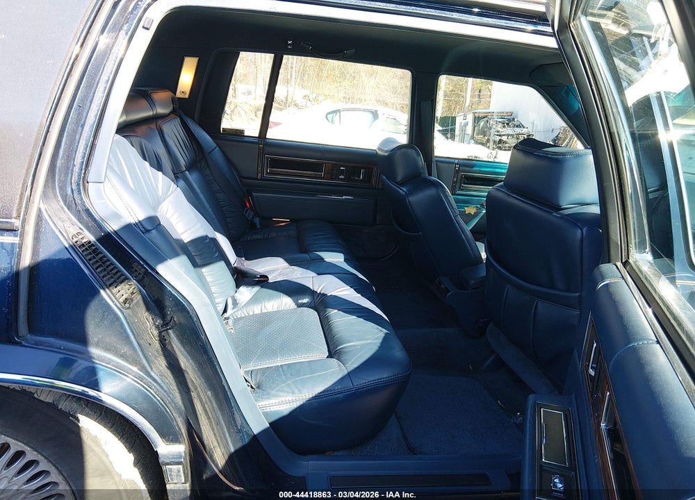 1993 CADILLAC DEVILLE VIN: 1G6CD53B3P4234831