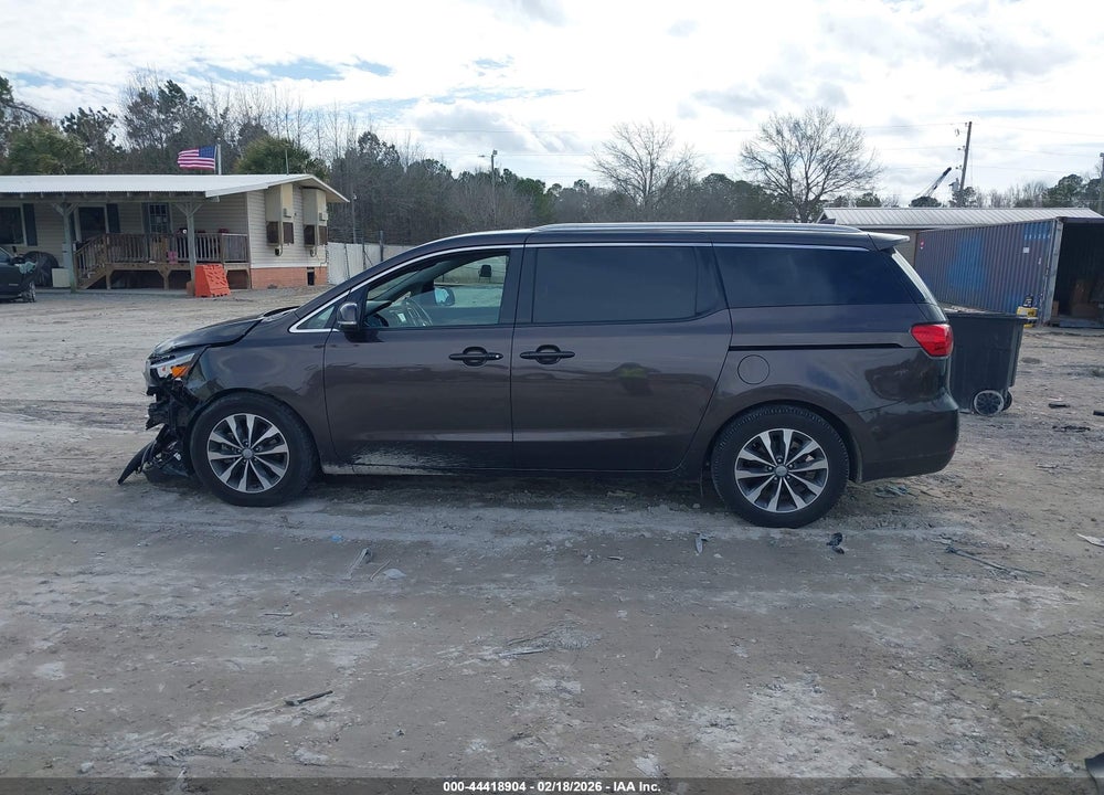 2018 KIA SEDONA SX VIN: KNDMC5C13J6356645