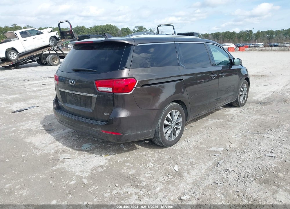 2018 KIA SEDONA SX VIN: KNDMC5C13J6356645