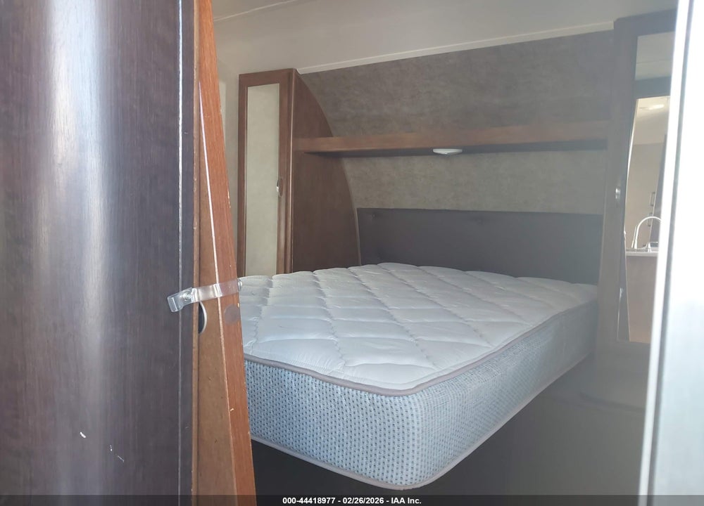 2016 WILDCAT TRAVEL TRAILER VIN: 4X4TWDG26G8801435