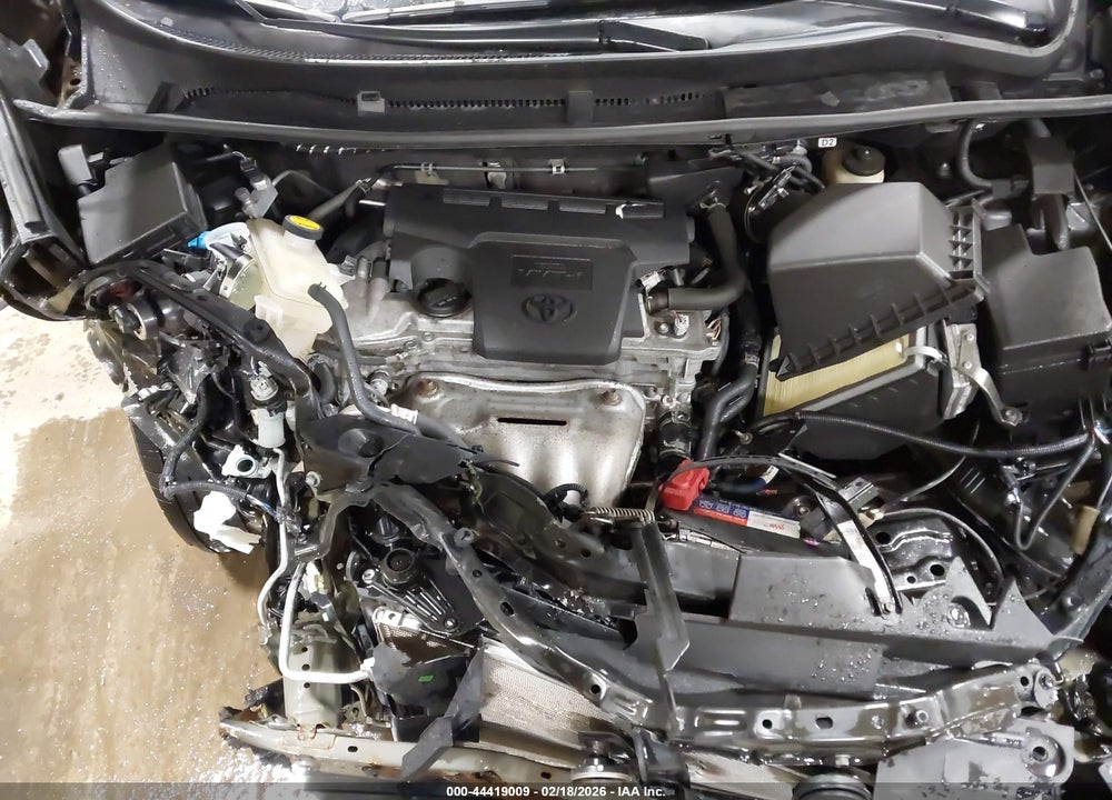 2018 TOYOTA RAV4 XLE VIN: 2T3RFREV6JW794286