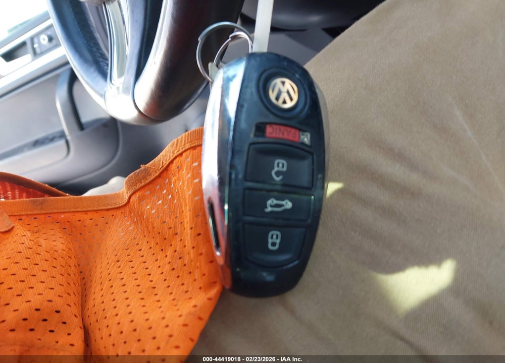 2012 VOLKSWAGEN TOUAREG TDI LUX VIN: WVGEK9BP3CD009315