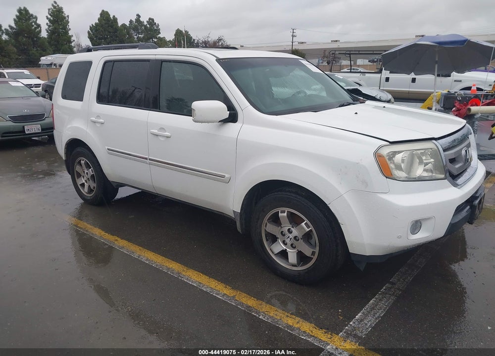 2010 HONDA PILOT TOURING VIN: 5FNYF3H94AB015822