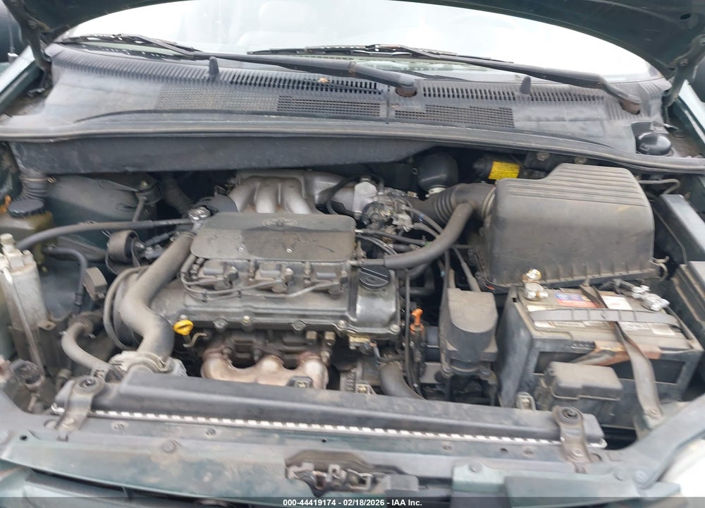 2000 TOYOTA SIENNA XLE VIN: 4T3ZF13C5YU222543