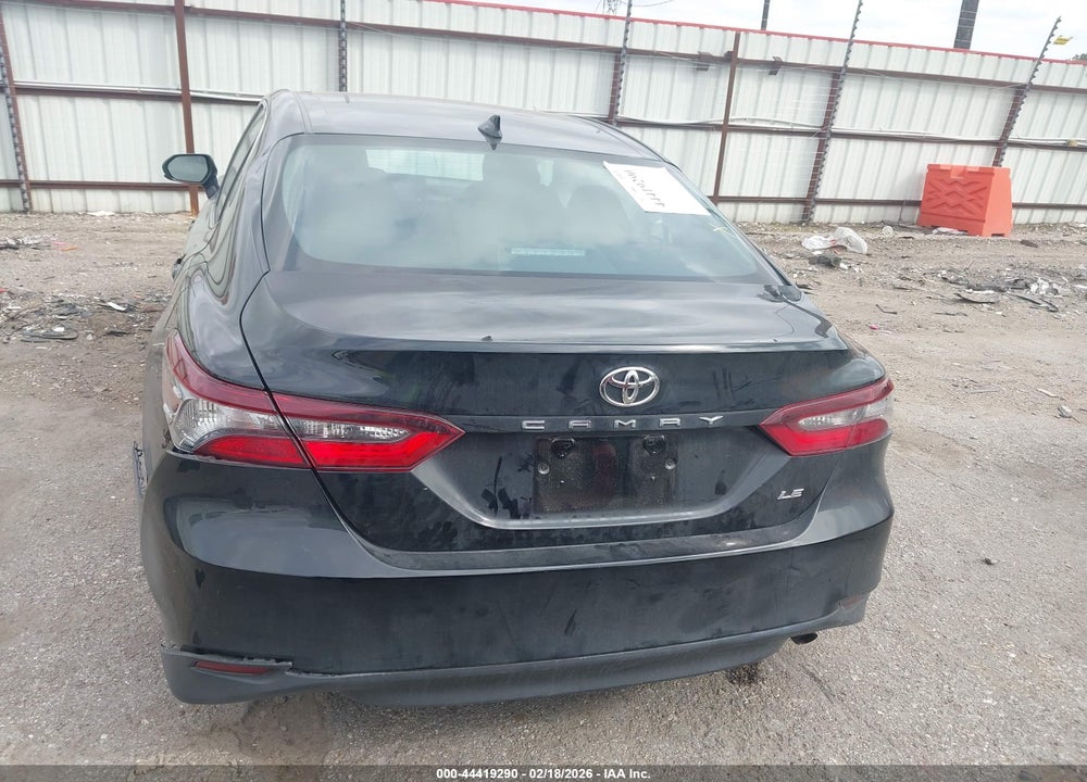 2024 TOYOTA CAMRY LE VIN: 4T1C11AKXRU216522