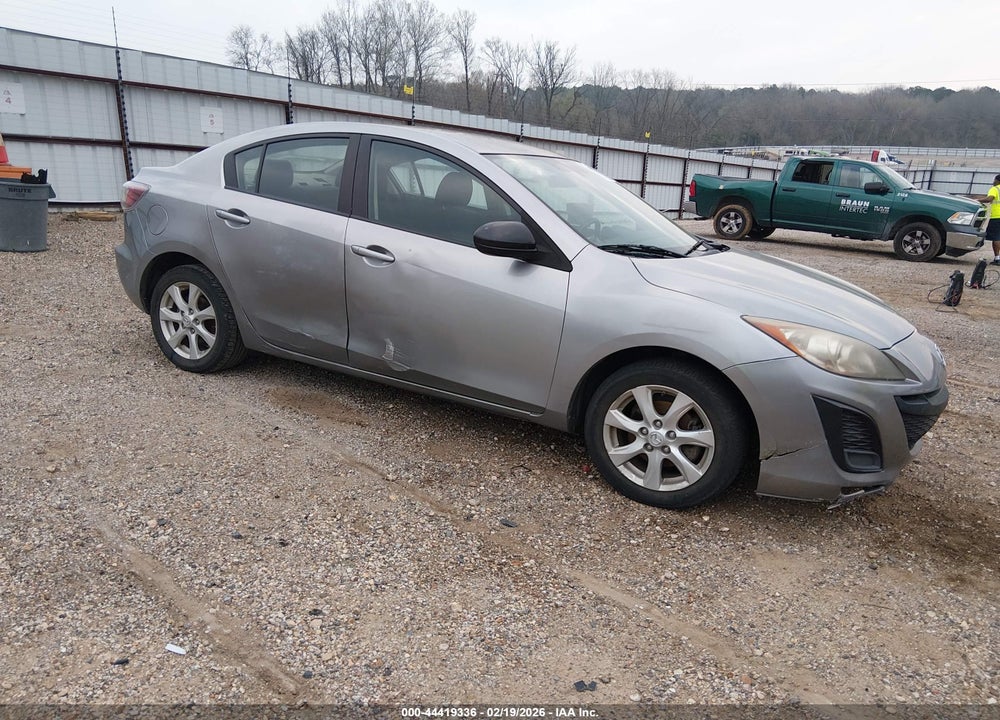 2011 MAZDA 3 I TOURING VIN: JM1BL1VF5B1427318