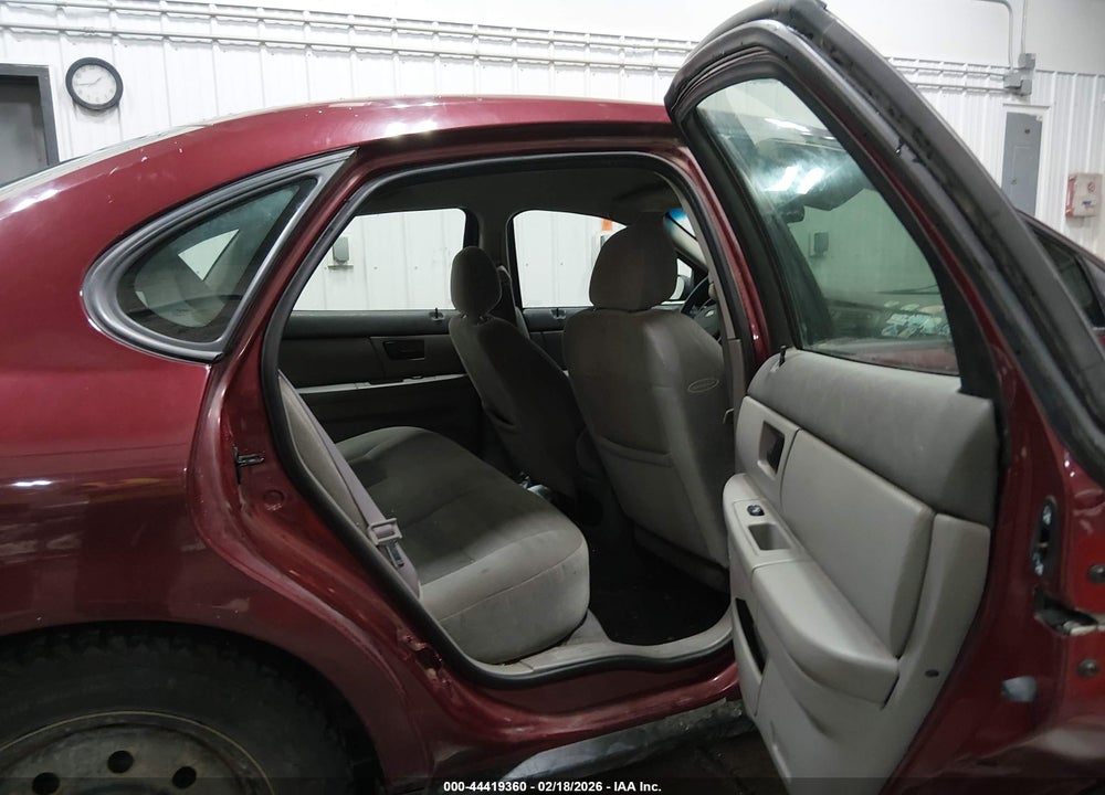 2007 FORD TAURUS SE VIN: 1FAHP53U97A172225