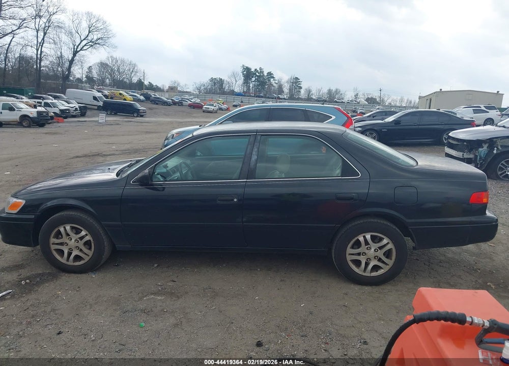 2000 TOYOTA CAMRY LE V6 VIN: 4T1BF28K0YU941229