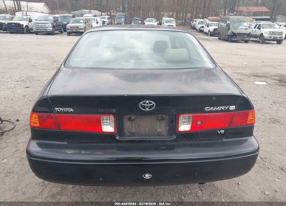 2000 TOYOTA CAMRY LE V6 VIN: 4T1BF28K0YU941229
